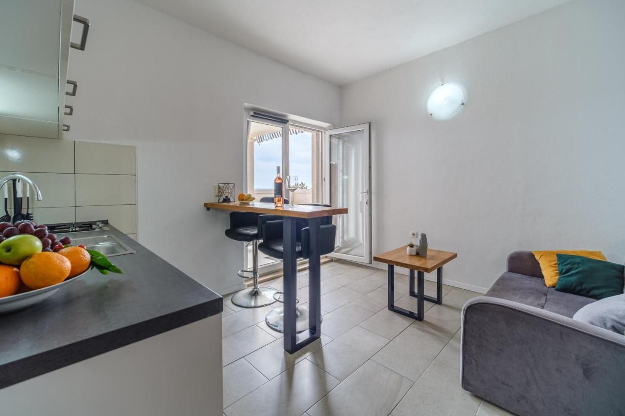 Rooms Plaza Divuje Murvica  Buitenkant foto