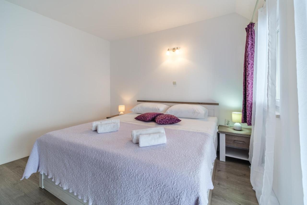 Rooms Plaza Divuje Murvica  Buitenkant foto