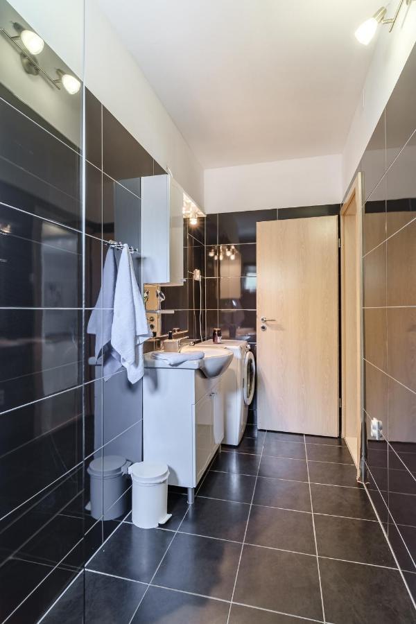 Rooms Plaza Divuje Murvica  Buitenkant foto