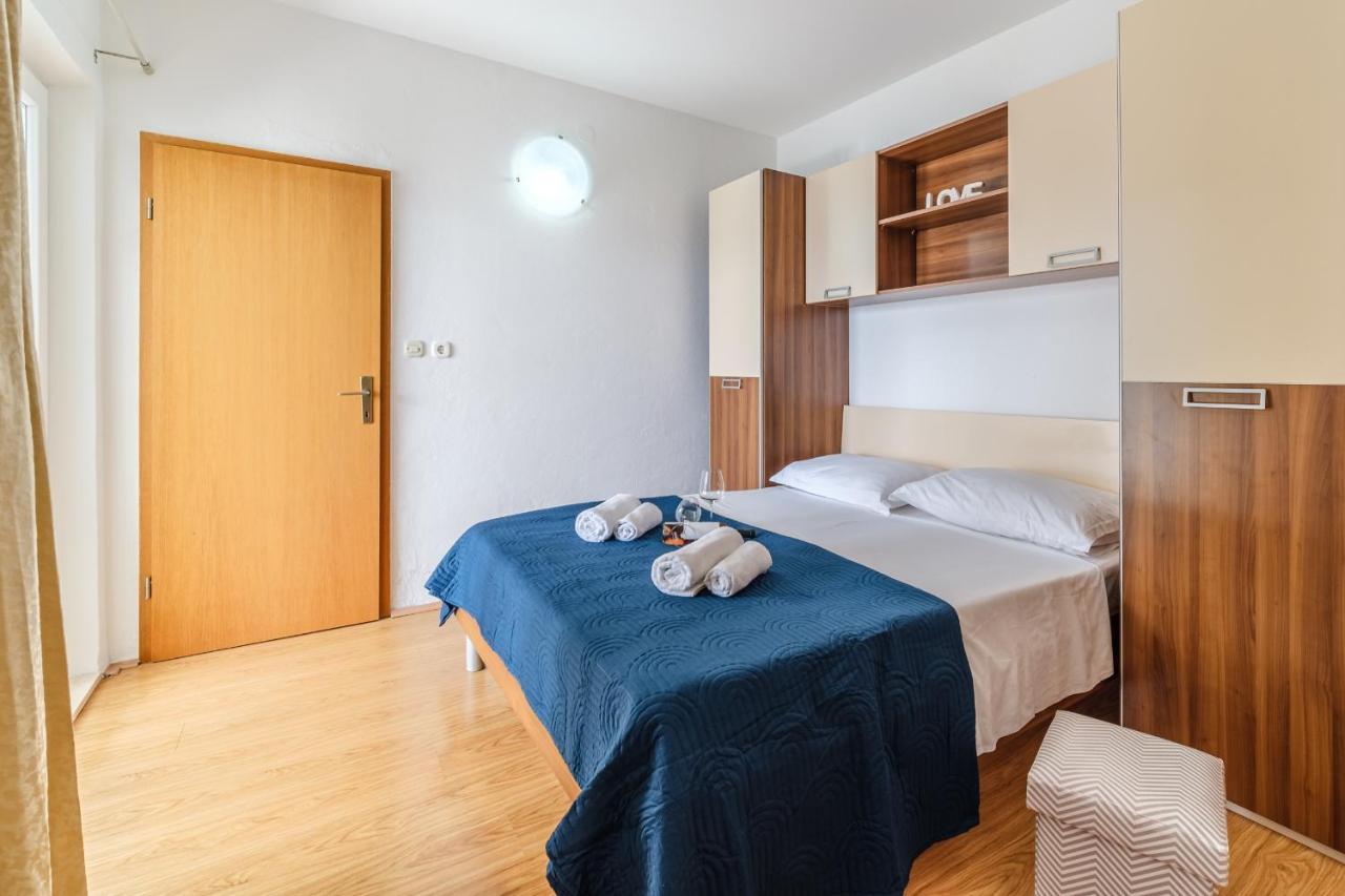 Rooms Plaza Divuje Murvica  Buitenkant foto